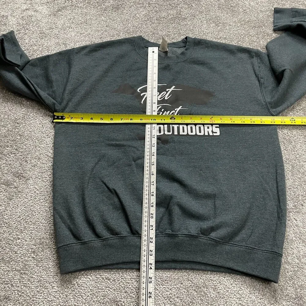 Gildan Heavy Blend Sweatshirt Mens Medium Gray Feet First Outdoors Logo Crew